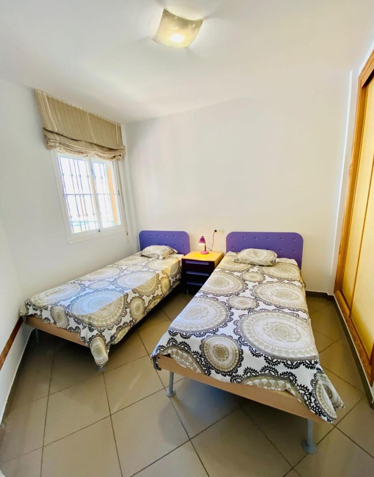 Precioso apartamento con parking en la playa de Burriana Nerja Exterior foto